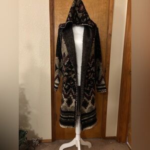 Cozy Hooded Patterned Sweater